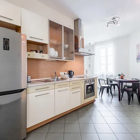 Apartment Avrora Apart Center *